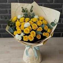 Букет цветов из:  Розы в Кузьмоловском