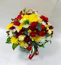 Цветочная композиция из Хризантемы и Розы в корзине в Кузьмоловском