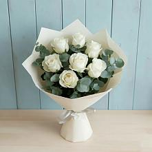 Букет Белые розы в Эвкалипте в Кузьмоловском
